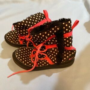 Nike Polka Dot Boots with Pink Accents Nike Black Polka Dot Roshe Hi Boot size 2